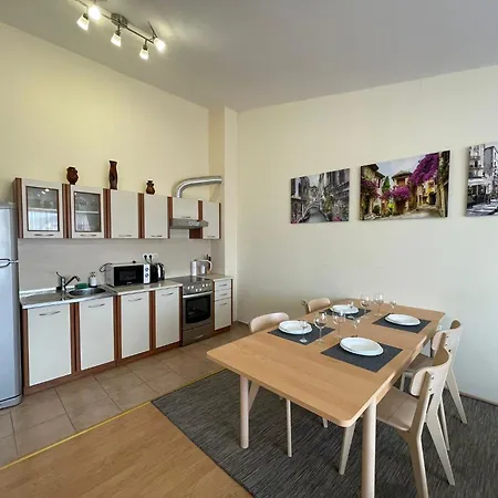 & - Sea Viev Apartamento *