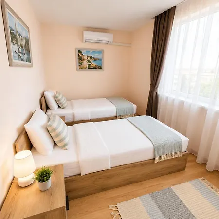 - Prestige Sea Viev * Sunny Beach