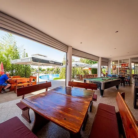 - Prestige Sea Viev Apartment