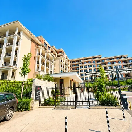 & - Sea Viev Apartment Sunny Beach